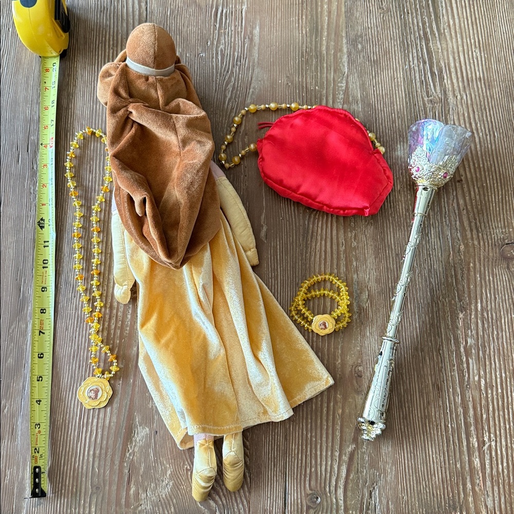 Disney Princess Belle 4-6 Halloween dress Costume/wand/crown/purse/jewelry/plush - Picture 3 of 8
